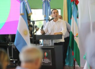 Valdés inauguró el JIN 74 de Colonia Liebig y anunció la construcción de una escuela primaria