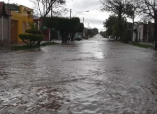 Paso de los Libres: familias evacuadas y calles anegadas por las intensas lluvias