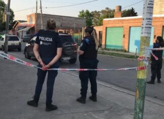 Presos se amotinaron en una comisaría y atacaron al personal policial