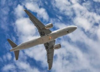 El Gobierno reducirá las horas de descanso y las vacaciones de los pilotos