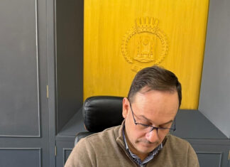 El Intendente firmó re categorización de personal municipal