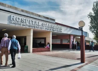 Trabajadores del Garrahan realizan una nueva marcha hacia Plaza de Mayo