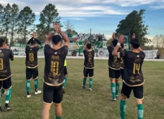 Mandiyú igualó con Victoria en la primera final del Provincial