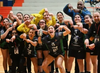 Corrientes gritó dos veces campeón en Mendoza