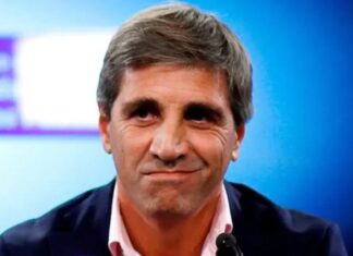 Caputo dijo que un jubilado cobra en promedio $900.000