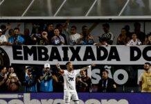 Neymar desoyó a los médicos, jugó lesionado y fue clave para sacar a Santos del descenso