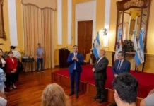 Gustavo Valdés agradeció al personal de Casa de Gobierno por su labor