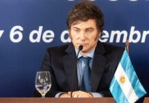 El presidente firmará el aumento a los sueldos de los funcionarios