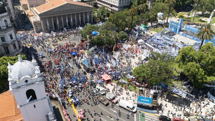 ERKPFFFADVCI7JPBE2WAR6BIKA