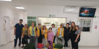 El Club de Leones Goya lleva la Navidad a las escuelas más alejadas