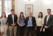 Firma de convenio de cooperación UNNE y Fundación ÁGORA