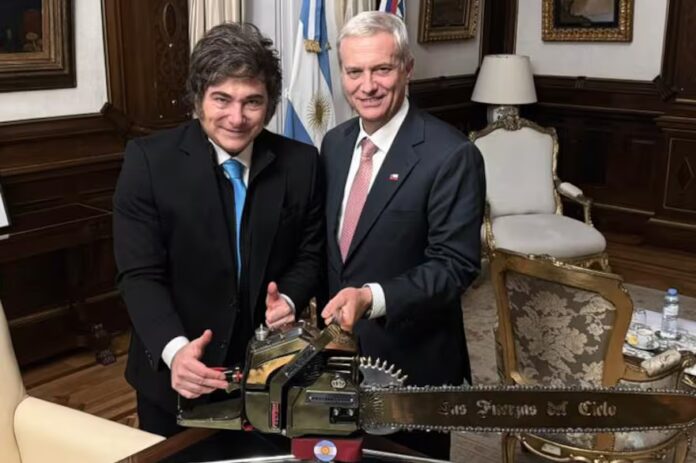 el-presidente-javier-milei-recibio-al-ZRTENYMKM5FALCHDNCRIY7JXZI