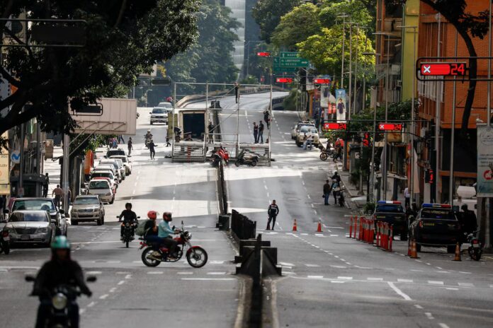 CM23CUZ3ZRFRFHXB5JJJWH6SKQ