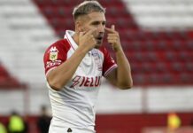 El llamado a medianoche de Gustavo Costas para convencer a uno de los refuerzos