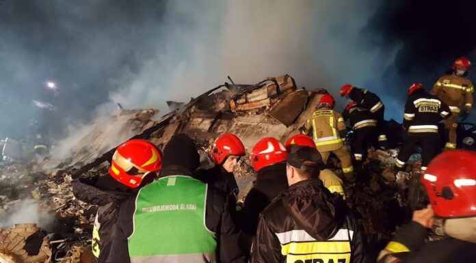 Cerca de 40 personas murieron y 115 resultaron heridas por un incendio durante una fiesta de Año Nuevo