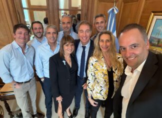 La mesa política se reúne para definir el cierre de las extraordinarias:la reforma laboral y próximos objetivos