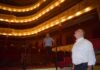 Meza recorrió el Teatro Juan de Vera y destacó el mantenimiento de las obras