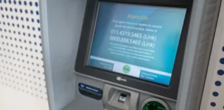 Pago de sueldos en Corrientes: cronograma de estatales con aumento del 6% y ayuda escolar