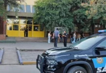 Santa Fe: un alumno entró armado a una escuela y mató a un compañero