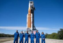 Misión de la NASA a la Luna: los astronautas llegaron al Centro Espacial