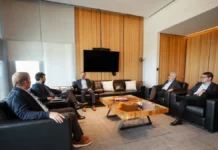 El gobernador Juan Pablo Valdés avanza en gestiones para potenciar la industria