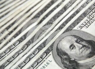 A cuánto puede llegar el dólar en mayo sin la intervención del Gobierno