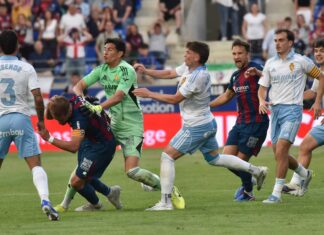 Esteban Andrada recibió una histórica sanción tras la trompada que le pegó a un rival en España