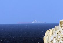 Irán volvió a cerrar el estrecho de Ormuz tras el ataque de Israel contra Hezbollah: “Cualquier barco será destruido”