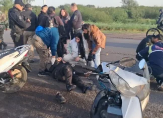 Siniestro vial en Corrientes: tres motos chocaron en la avenida Maipú