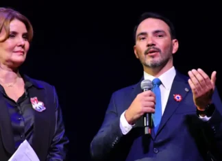 Corrientes homenajeó a Paraguay por el 215° aniversario de su Independencia