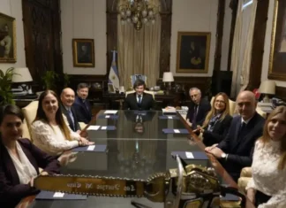 Milei recibió a legisladores de EEUU y anunció una inversión de USD 8.000 millones
