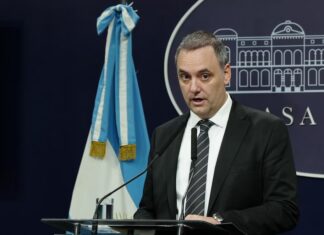 La jueza Capuchetti define si abre una nueva investigación contra Manuel Adorni
