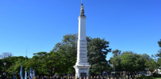 El Intendente presidió el homenaje al Himno Nacional Argentino en Plaza Mitre