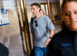 Caso Adorni: declaró el hijo de una de las jubiladas que le vendieron una propiedad