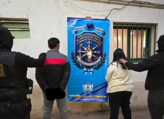 Desbarataron un kiosco de drogas y detuvieron a una pareja
