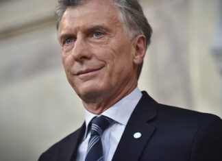 Nuevo mensaje del PRO a Milei: “Queremos que usted defienda el cambio y no a Adorni”