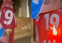 Hinchas del Atlético de Madrid quemaron la camiseta de Julián Álvarez