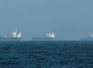 Irán anunció el cierre del estrecho de Ormuz por los ataques de Israel en el Líbano