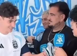 Julián Álvarez sorprendió a La Mona Jiménez con un regalo especial