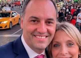 El jefe de Gabinete omitió declarar los bienes de su esposa