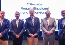 Juan P Valdés en Paraguay: habló del futuro de los puertos de Corrientes y la navegación del Paraná