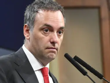 La Justicia recibió un informe que marca “inconsistencias” y le pedirá explicaciones a Manuel Adorni