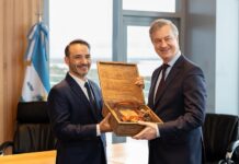 Juan Pablo Valdés recibió al embajador de la Unión Europea