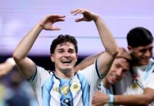 Barcelona pidió un préstamo para comprar el pase de Julián Álvarez