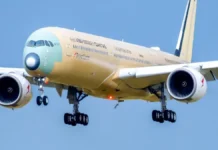 Despegó el primer avión comercial capaz de llegar a cualquier lugar del planeta sin escalas