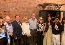 La Unidad: Se inauguró el Paseo Poético Marta Elgul de París