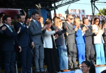 El gobernador Valdés presidió en Saladas el acto por el primer Dia Provincial del Granadero Correntino