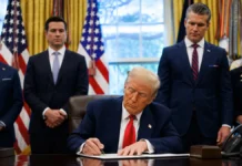 Trump firmó nuevos decretos contra la ciudadanía por nacimiento en EE.UU