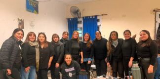 Escuelas Municipales eligen reyes en colegios secundarios
