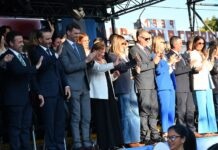 El gobernador Valdés presidió en Saladas el acto por el primer Dia Provincial del Granadero Correntino